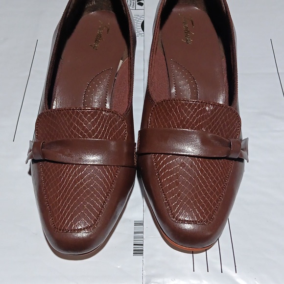 Treadeasy flats - Picture 1 of 3